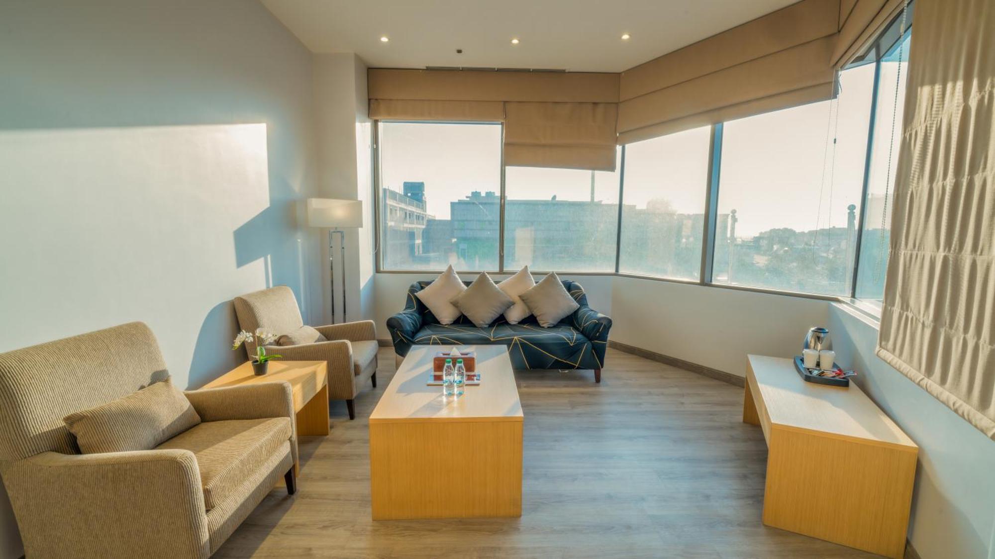 Aram Hotel - Almeshael Exit 18 Riyadh Exterior photo